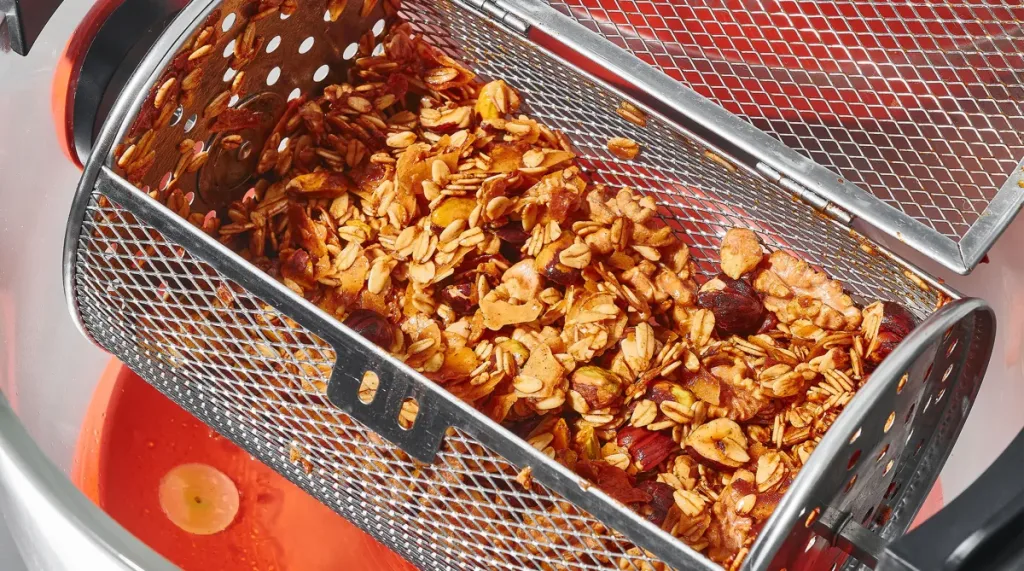Pommes frites i den roterende kurv
